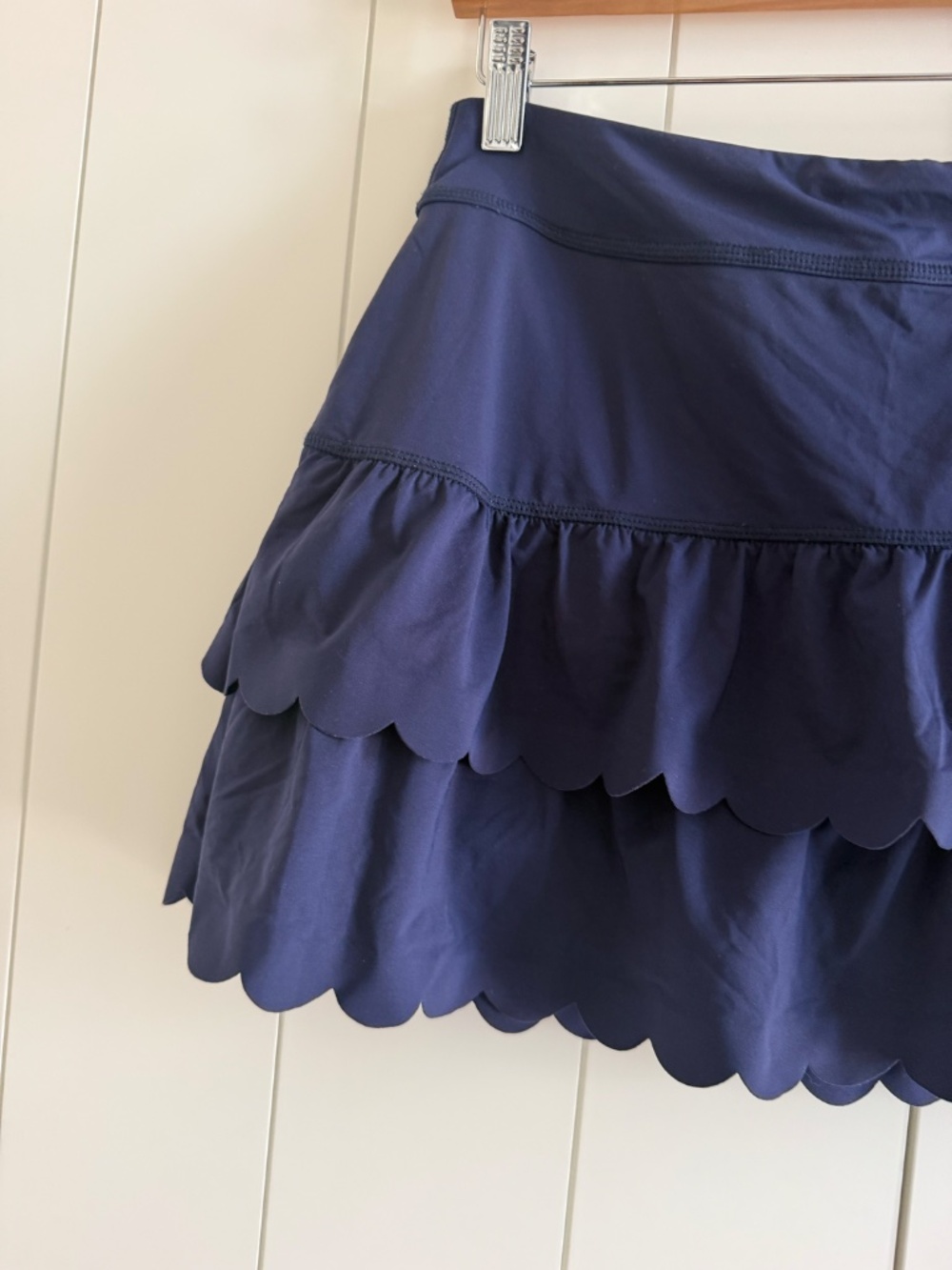 Lilly Pulitzer Luxletic Miesha Scallop Skort - Picture 2 of 7